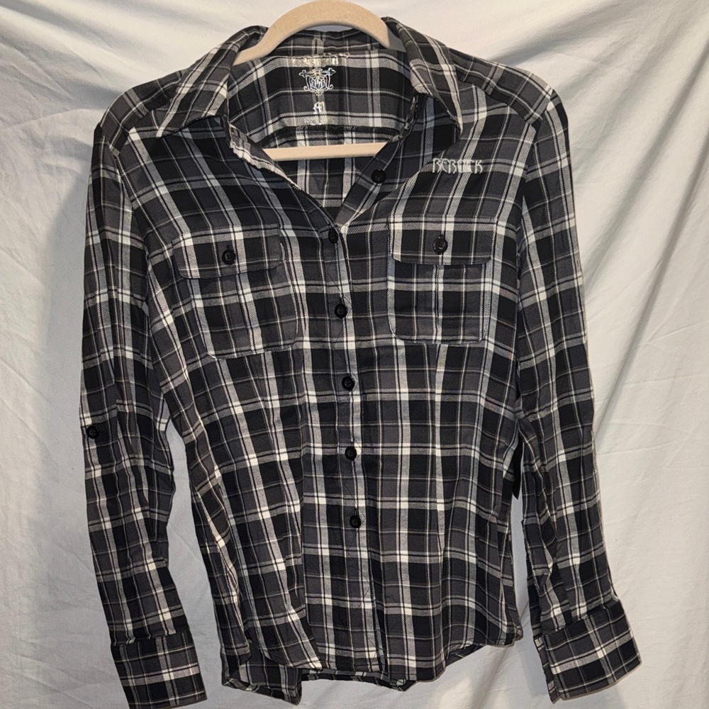 NWT Revolt Black Plaid Long Sleeve Shirt
